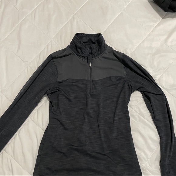 Reebok Sweaters - Reebok warm up jacket
